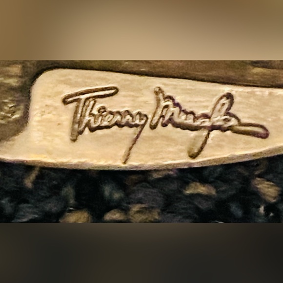 Thierry Mugler Brown Belt with Unique Silver Buckle Leather. - Picture 2 of 4